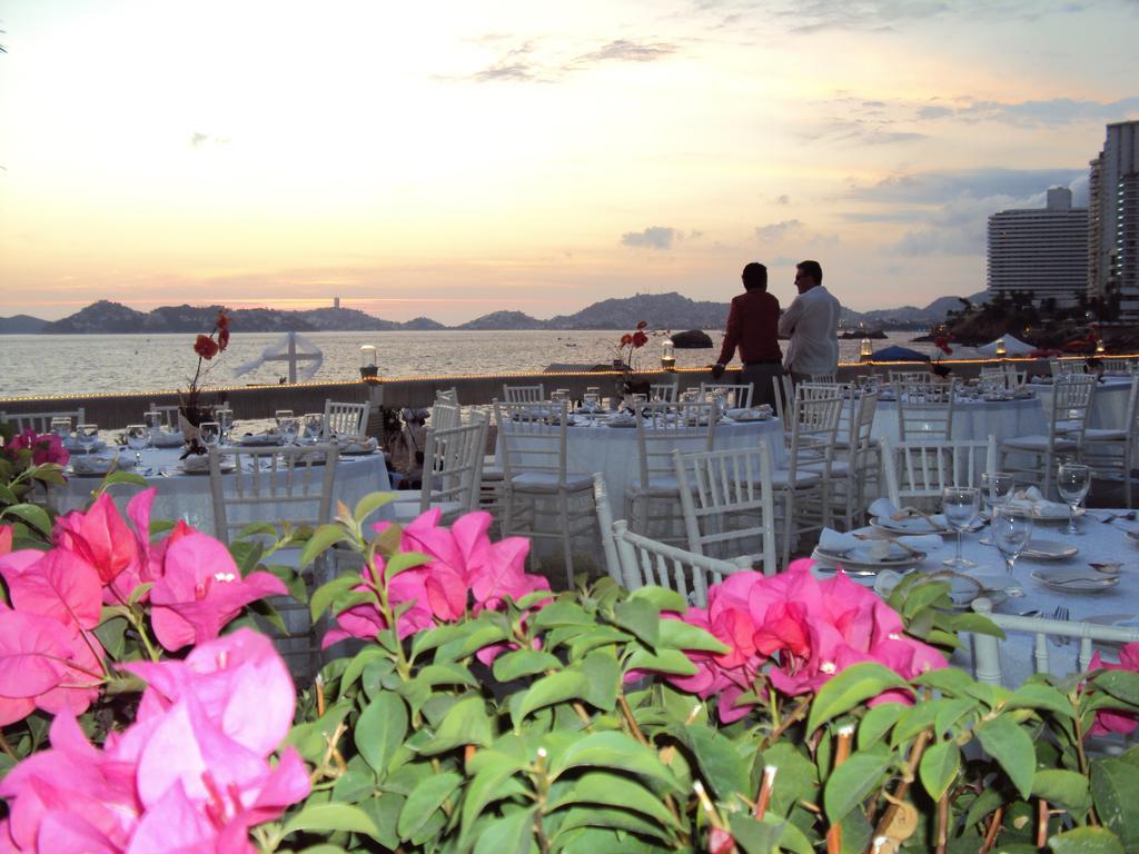 Hotel Acapulco Malibu Bagian luar foto