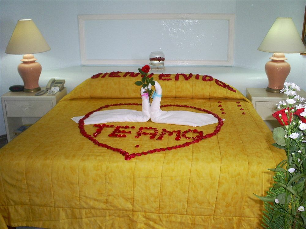 Hotel Acapulco Malibu Bagian luar foto
